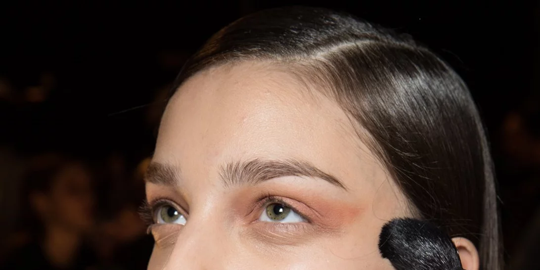 Εδώ σε θέλω.. Ξέρεις ποια είναι η διαφορά μεταξύ Finishing και Setting Powder;