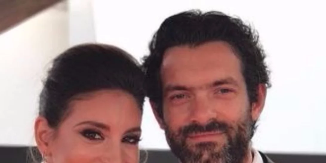 Αθηνά Οικονομάκου | Οι λεπτομέρειες από τον μυστικό γάμο με τον Φίλιππο Μιχόπουλο