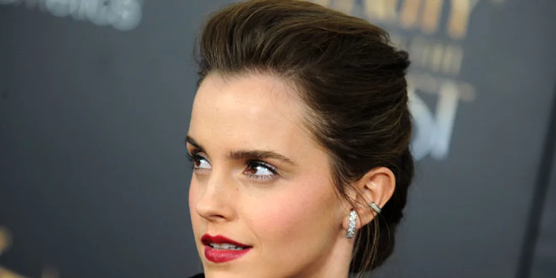 10 φορές που η Emma Watson μάς δίδαξε ότι τελικά τα πιασμένα μαλλιά είναι πολύ πιο cool!