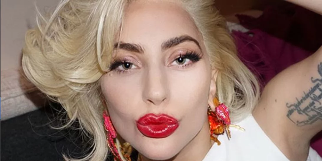H Lady Gaga σου δίνει την πιο glam ιδέα για το γιορτινό σου μακιγιάζ !