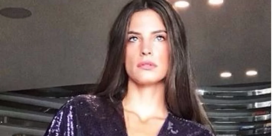 Χριστίνα Μπόμπα | Η glamorous εμφάνιση λίγο πριν τα Χριστούγεννα