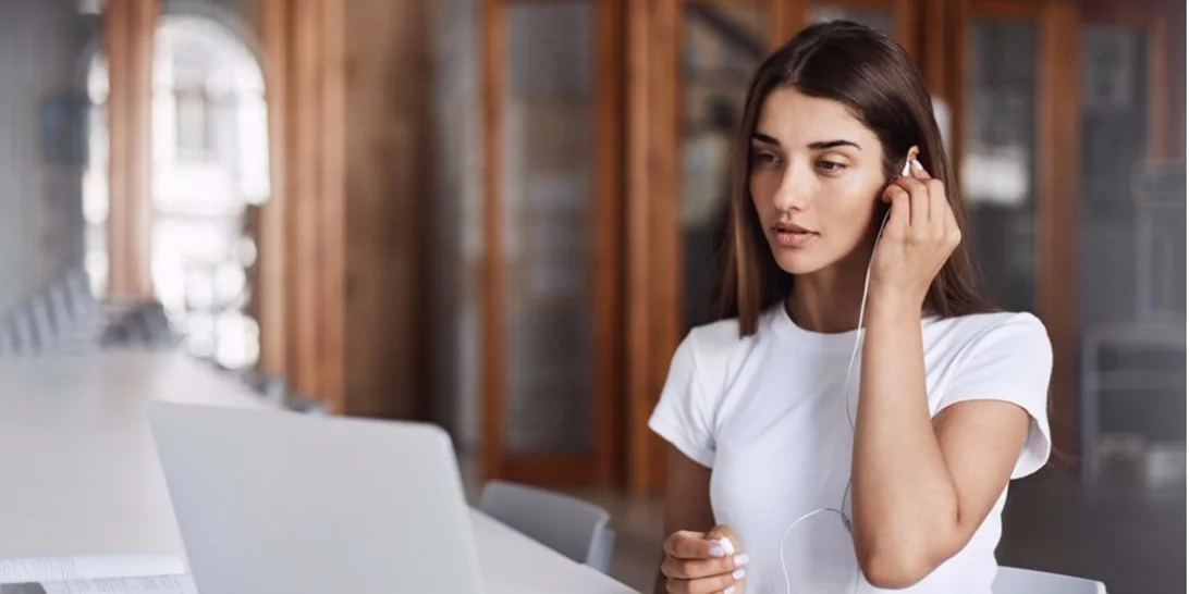 Ανάλυσέ Το | Πόσο αποτελεσματικές είναι οι διαδικτυακές συνεδρίες;