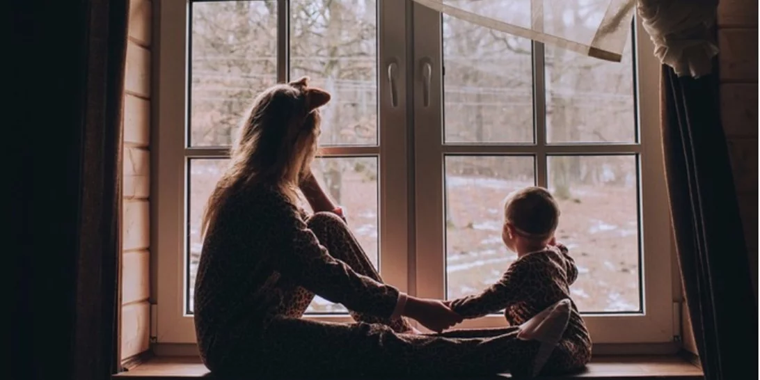 Ανάλυσέ Το | Η Σάντυ Κουτσοσταμάτη απαντά στις ερωτήσεις νέων γονέων