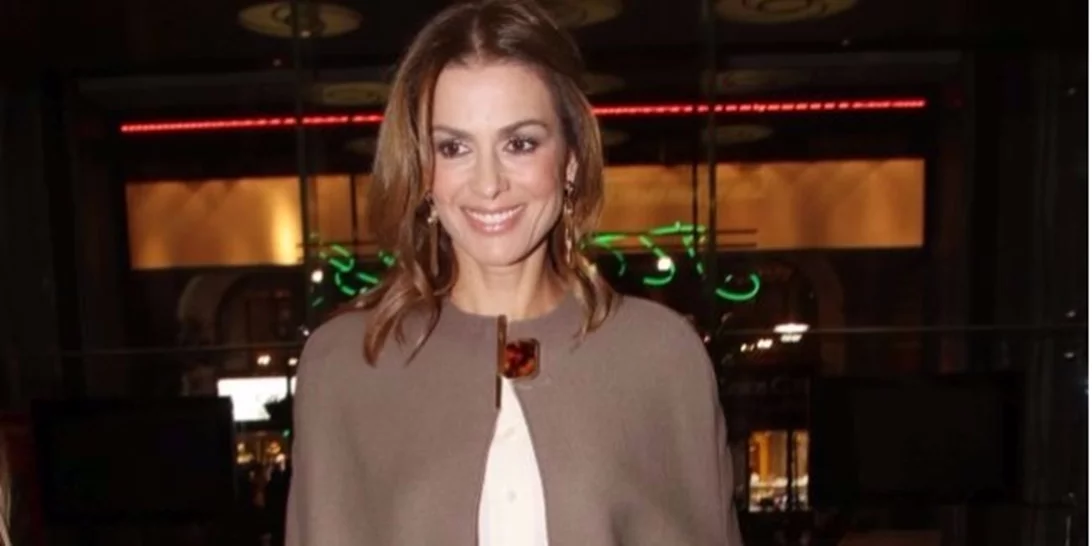 Τζίνα Αλιμόνου: Εντυπωσίασε σε βραδινή έξοδο