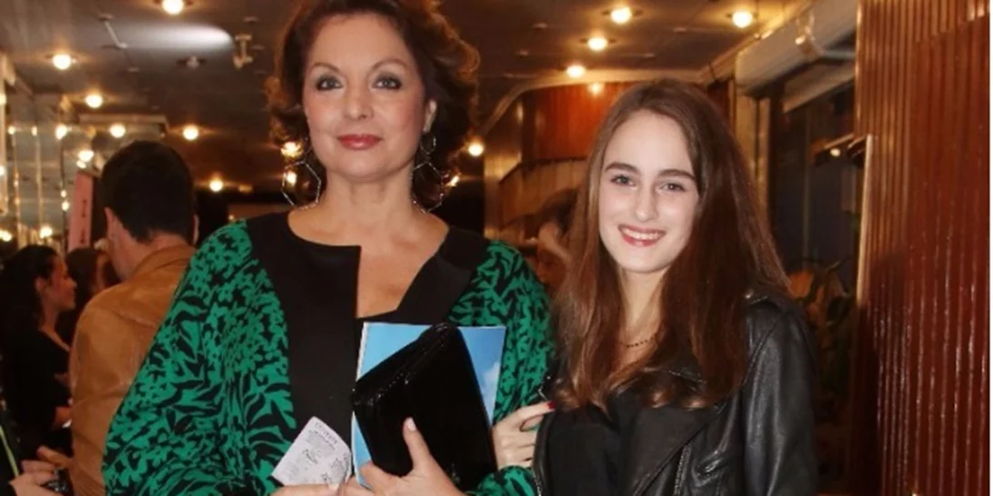 Άντζελα Γκερέκου | Βραδινή έξοδος με την κόρη της, Μαρία