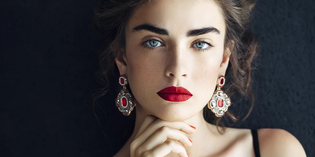 Μάθε ποιο είναι το ιδανικό κόκκινο κραγιόν για εσένα και πώς θα το φορέσεις