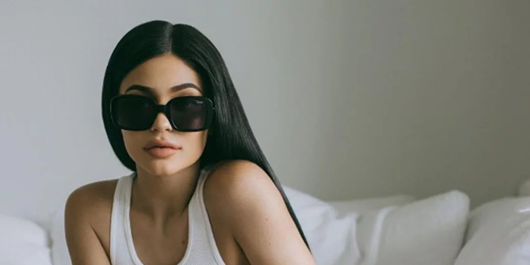 Kylie Jenner | Αποκάλυψε τις νέες της παλέτες σκιών για τα Χριστούγεννα!