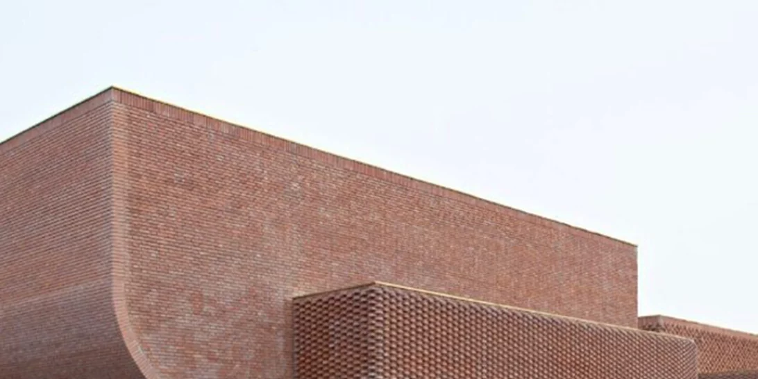 Μέσα στο νέο μουσείο του Yves Saint Laurent στο Μαρακές