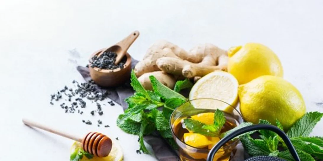 Αφεψήματα από βότανα: Η #1 συνήθεια κατά της γήρανσης του δέρματος