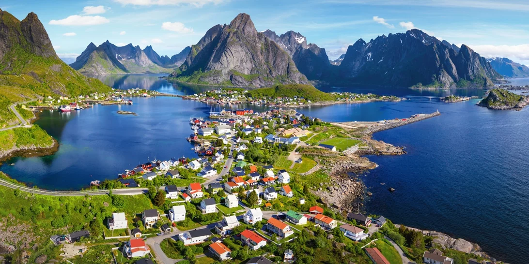 25+1 ταξίδια για να κάνεις πριν αφήσεις τον μάταιο τούτο κόσμο