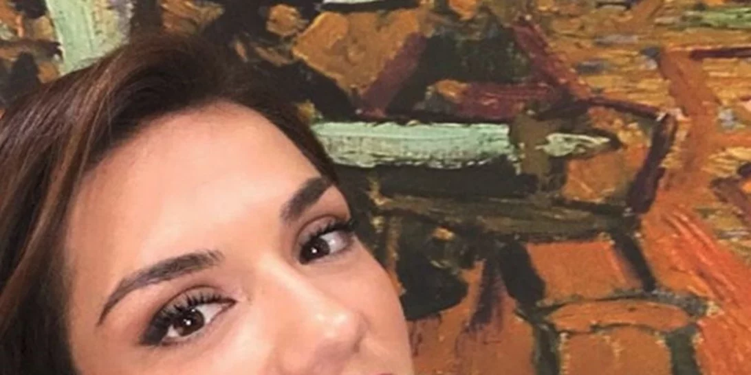 Βάσω Λασκαράκη | Παιχνίδια με την κόρη και την γάτα της