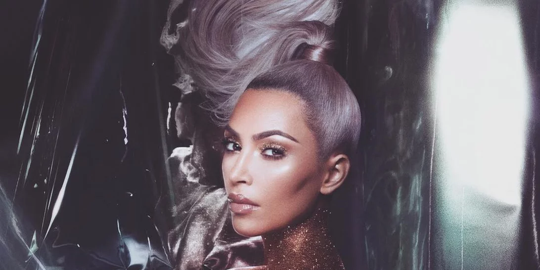 Η χριστουγεννιάτικη κάρτα της Kim Kardashian μόλις ολοκληρώθηκε!