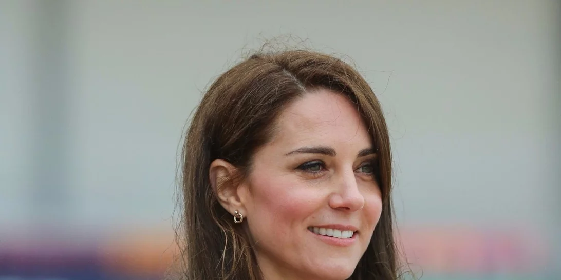 Η Kate Middleton φόρεσε το πιο κομψό καρό παλτό