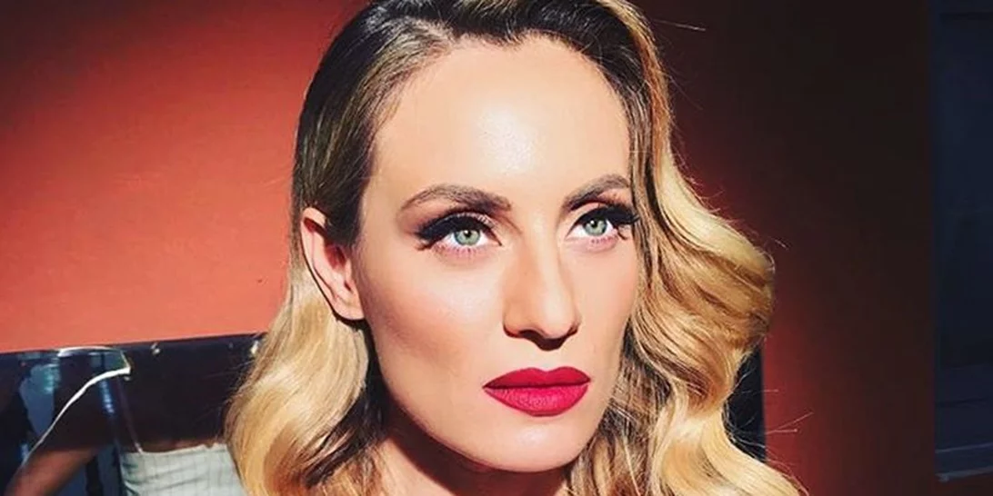 Ελεονώρα Μελέτη | Νέα κοσμική εμφάνιση με φουσκωμένη κοιλίτσα