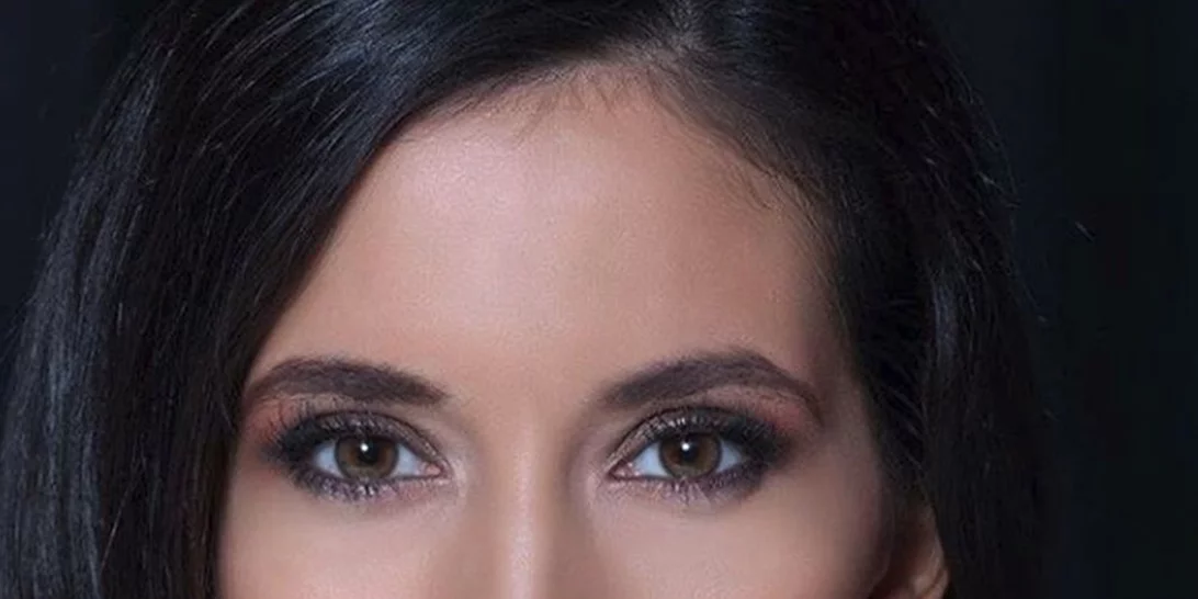 Ελένη Βαΐτσου | Το γλυκό φιλί και οι ευχές για τα Χριστούγεννα