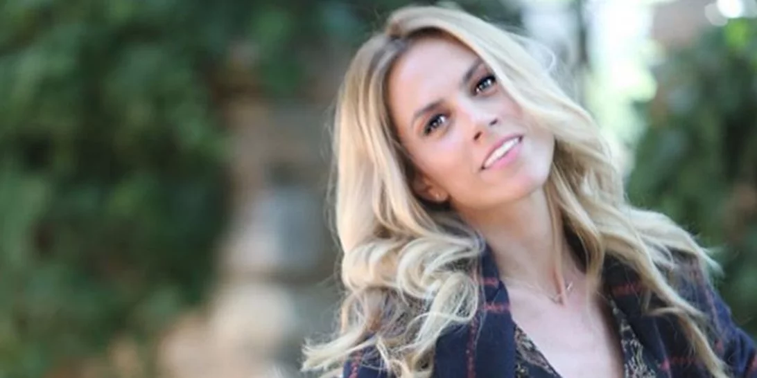 Ντορέττα Παπαδημητρίου | Στόλισε το δέντρο μαζί με τα παιδιά της