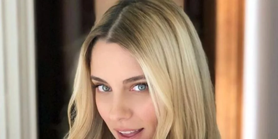 Δούκισσα Νομικού | Βόλτα στην Κηφισιά με φουσκωμένη κοιλίτσα!