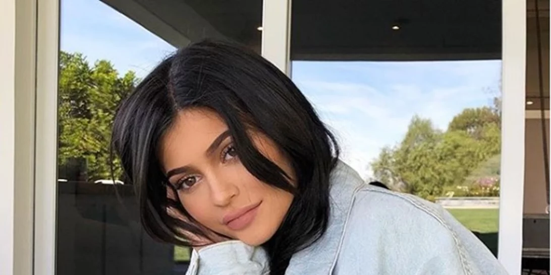 Kylie Jenner | Η νέα θεωρία των φαν για το όνομα της νεογέννητης κόρης της