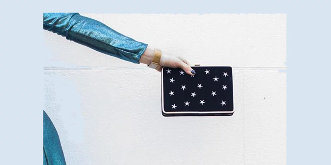 4 αγορές που θα μεταμορφώσουν ΚΑΘΕ εμφάνιση σε γιορτινή!