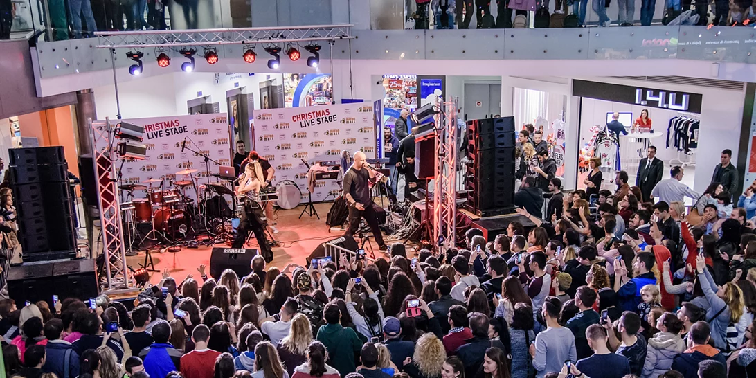 Christmas Live Stage | Νίκος Μακρόπουλος και Kings ένωσαν τις δυνάμεις τους