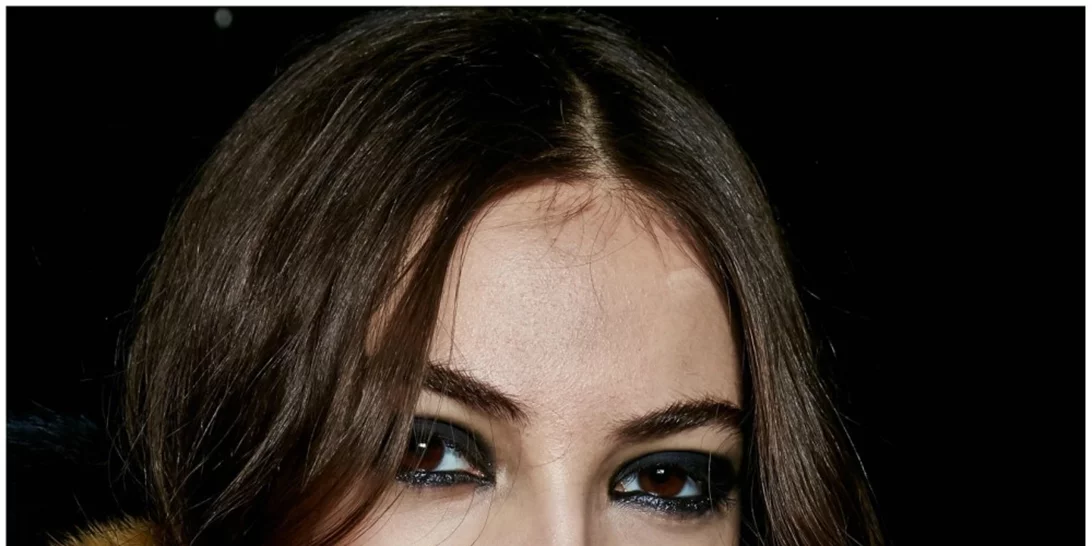 Πώς θα αποφύγεις το ενοχλητικό μουτζούρωμα από τη μάσκαρα κάτω από τα μάτια