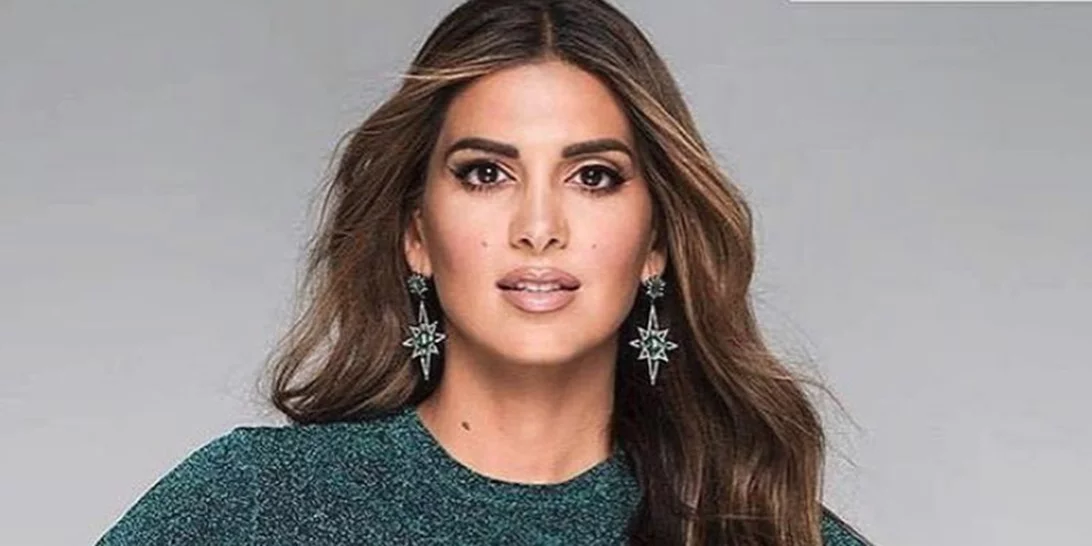 Σταματίνα Τσιμτσιλή | Ποζάρει στα κόκκινα στον 6ο μήνα της εγκυμοσύνης