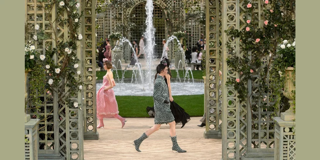 Chanel Haute Couture Spring 2018 | Ο Karl Lagerfeld φέρνει την άνοιξη στην υψηλή ραπτική