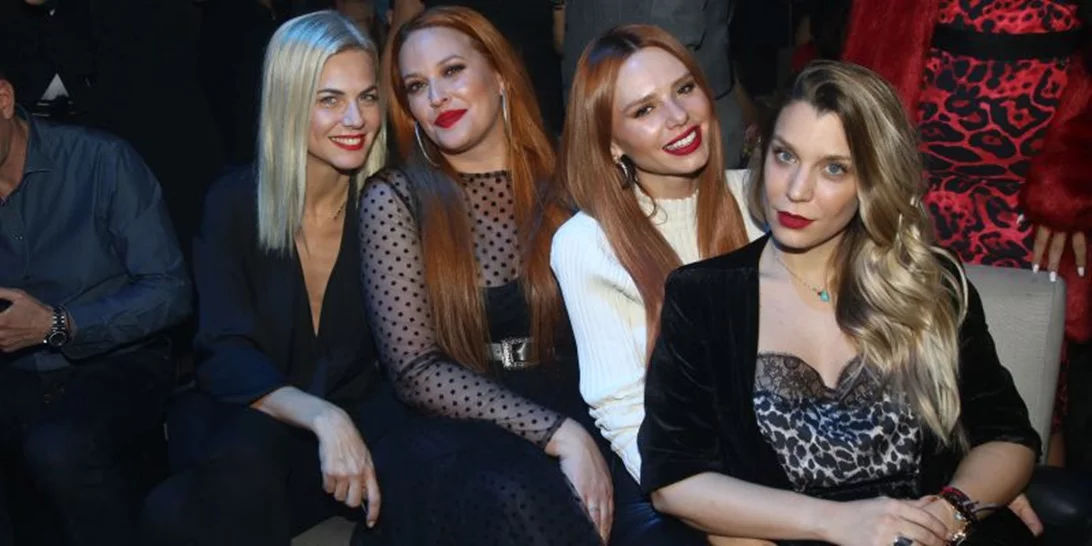 Σίσσυ Χρηστίδου | Βραδινή έξοδος με τις κολλητές της