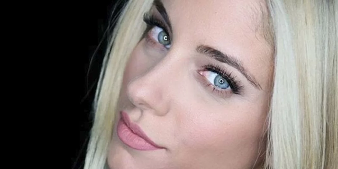 Δούκισσα Νομικού | Παιχνίδια και χάδια με τα αγόρια της