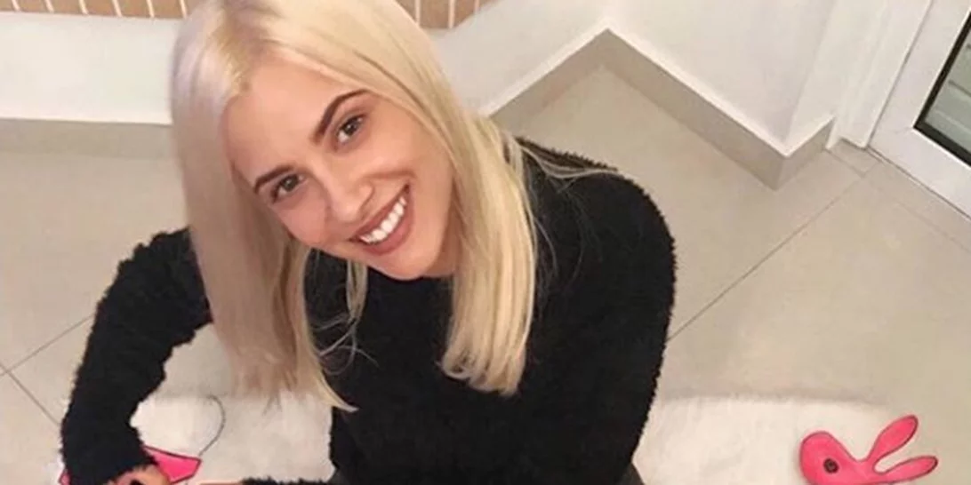 Λάουρα Νάργες | Στηρίζει τον Μιχάλη Μουρούτσο τρώγοντας προφιτερόλ