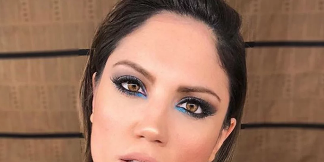 Μαίρη Συνατσάκη & Σπύρος Χατζηαγγελάκης | Τρυφερές αγκαλιές και φιλιά σε νυχτερινή έξοδο