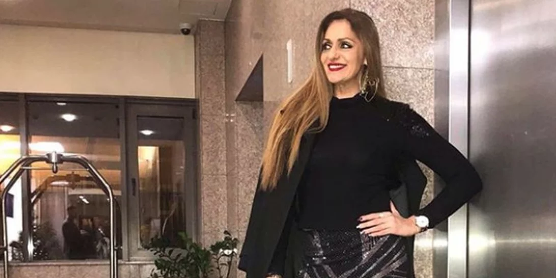 Βίκυ Κουλιανού | Με total black look και εκπληκτικές αναλογίες σε βραδινή έξοδο