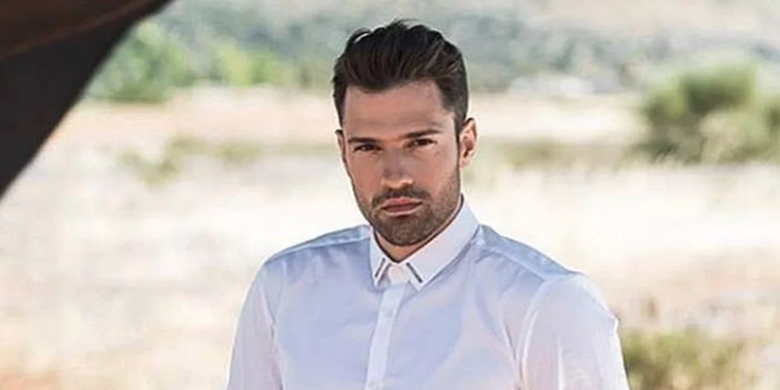 Κωνσταντίνος Αργυρός | Βόλτα στο Κολωνάκι μαζί με όμορφη συνοδό