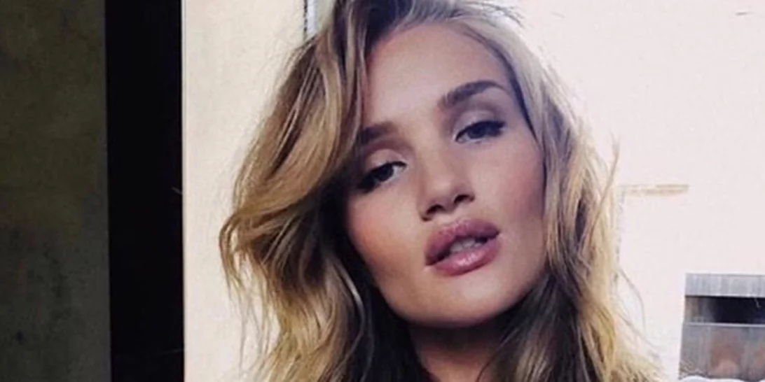 Rosie Huntington-Whiteley | Αυτό είναι το κορμί της 6 μήνες μετά τη γέννα!