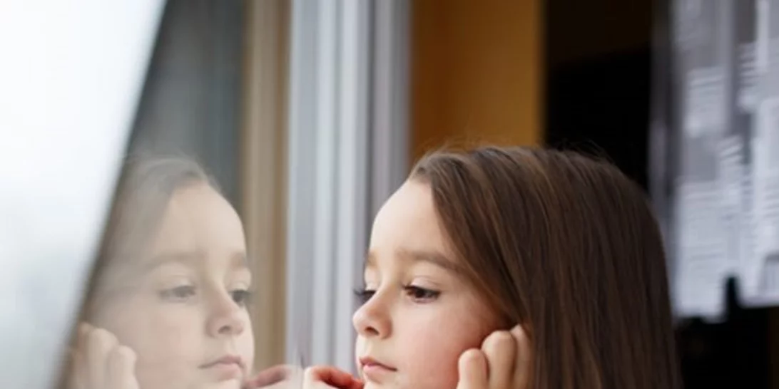 Σε ποια ηλικία μπορώ να αφήσω το παιδί μόνο στο σπίτι;