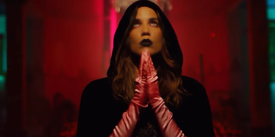 Η Κατερίνα Στικούδη & Η Κηδεία Της Καριέρας Της