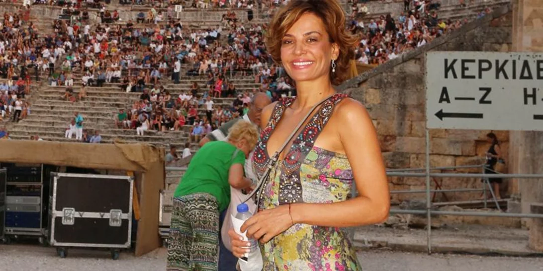 Δήμητρα Ματσούκα | Μαγνήτισε τα βλέμματα σε τελευταία έξοδο