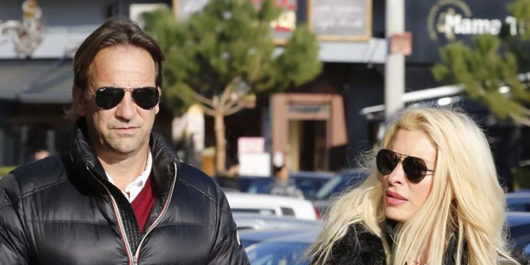 Ελένη Μενεγάκη | Βόλτα και shopping με τον Ματέο στην Γλυφάδα