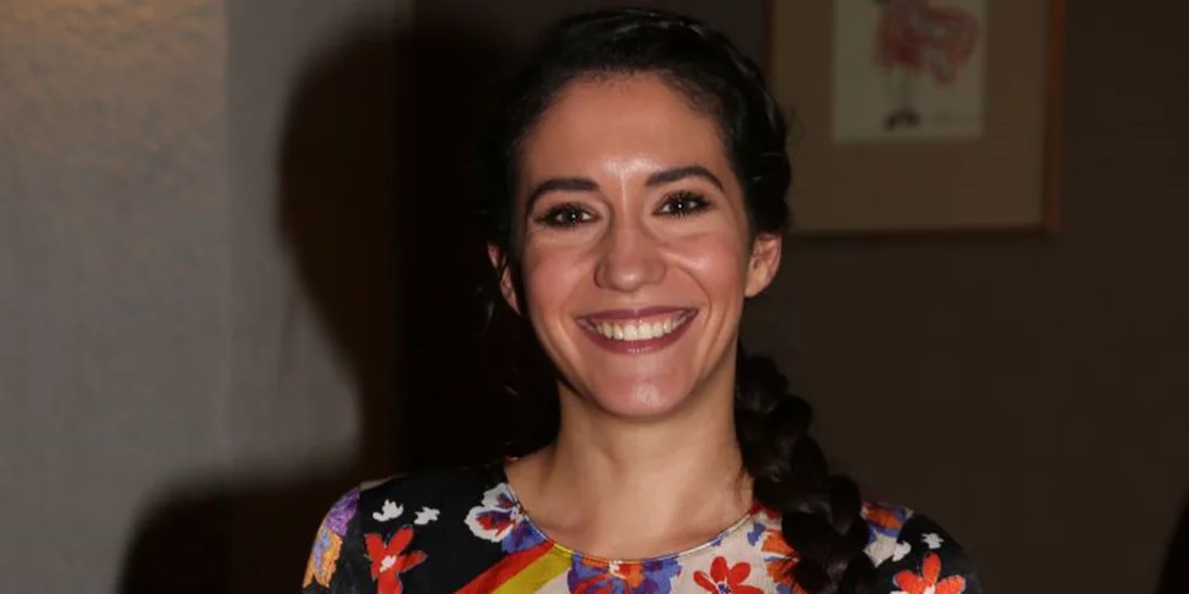 Ελένη Βαΐτσου | Βραδινή έξοδος στο θέατρο