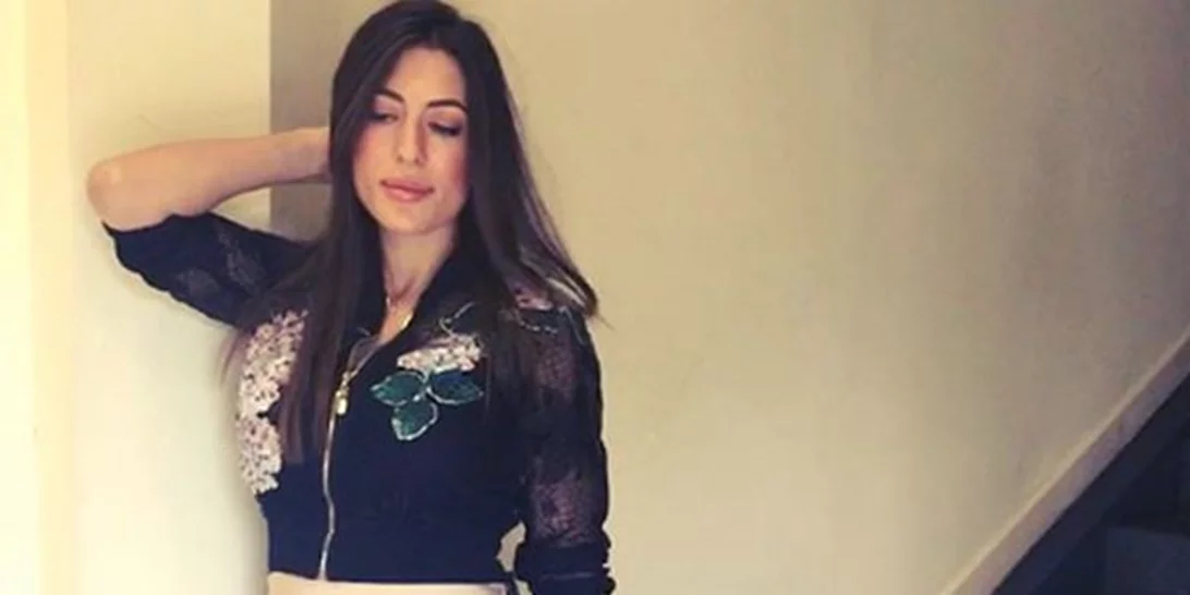 Φλορίντα Πετρουτσέλι | Το τρυφερό φιλί με τον σύντροφό της