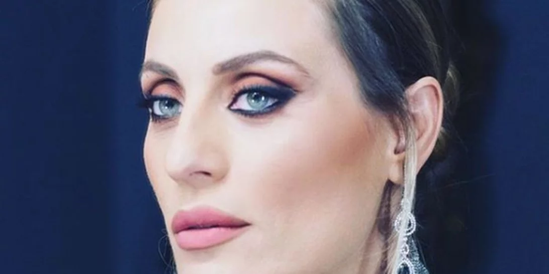 Ελεονώρα Μελέτη | Ποζάρει με μαγιό στον 7ο μήνα της εγκυμοσύνης