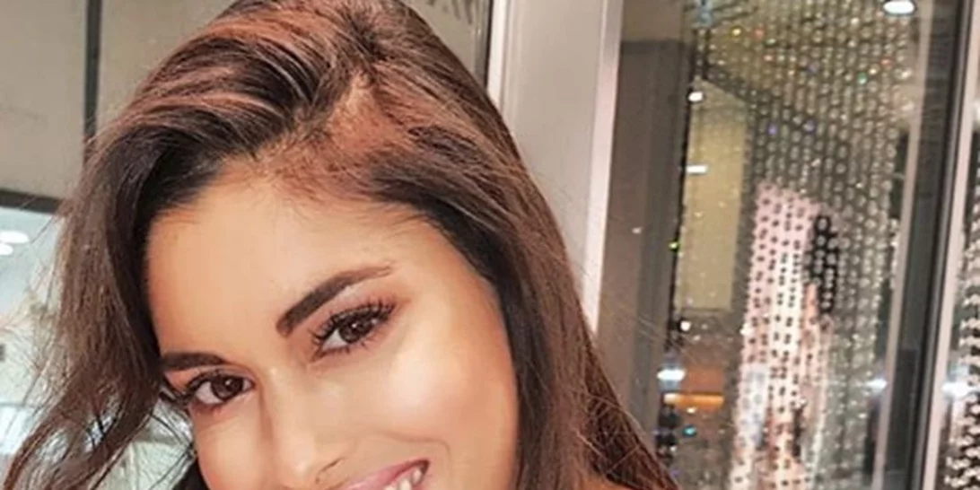 Θωμαή Απέργη | Ποζάρει αγκαλιά με ένα γλυκό μωράκι