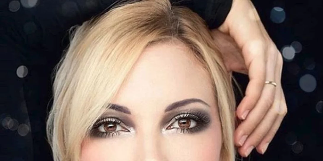 Βίκυ Καγιά | Το δώρο του Ηλία Κρασσά για την γιορτή του Αγίου Βαλεντίνου