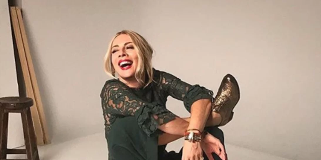 Σμαράγδα Καρύδη | Θυμάσαι πώς ήταν το μακρινό 2001;