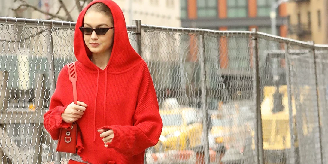 Μονόχρωμο outfit | Ποια το φόρεσε καλύτερα; Gigi Hadid ή Kim Kardashian;