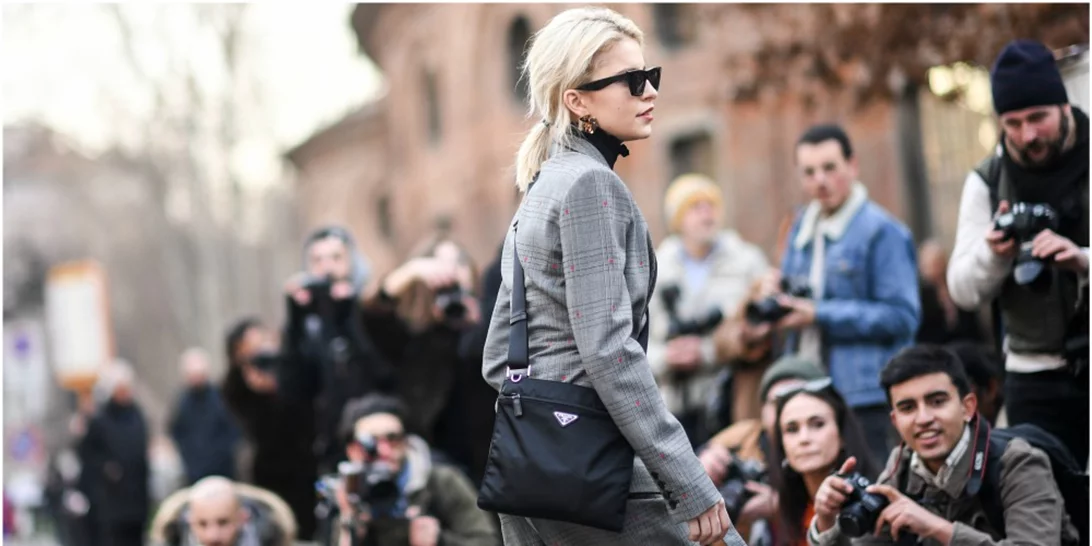 Έξω από το show Alberta Ferretti είδαμε μερικές από τις καλύτερες street style εμφανίσεις