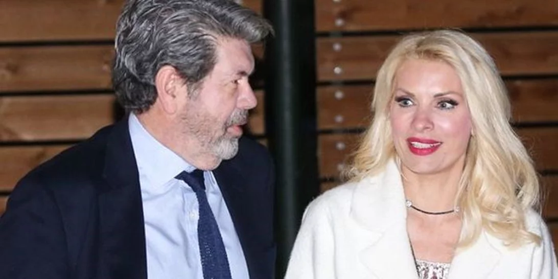 Ελένη Μενεγάκη & Γιάννης Λάτσιος | Οι κόρες τους μεγάλωσαν και βγήκαν για shopping με τον μπαμπά τους!