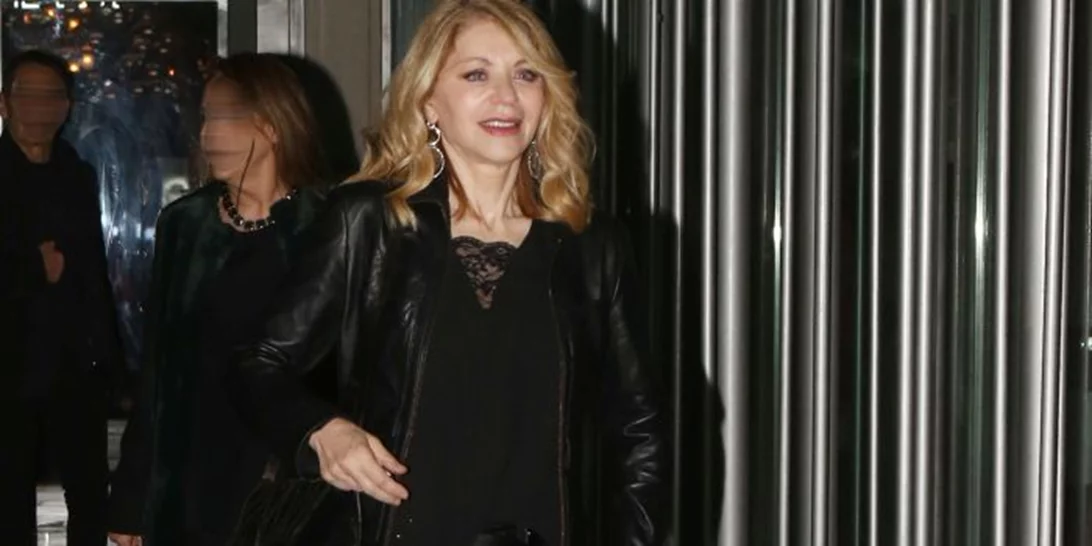 Έλλη Στάη | Βραδινή έξοδος με τον σύντροφό της