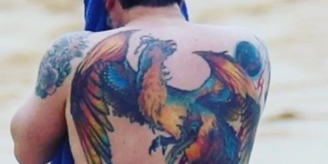 Σε ποιον διάσημο ηθοποιό ανήκει το εν λόγω τατουάζ;