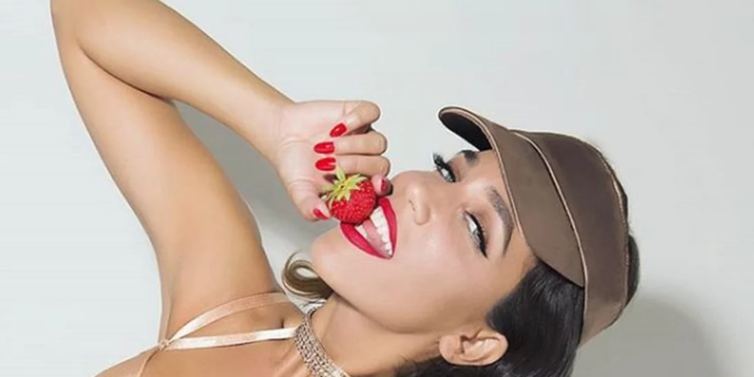 Κατερίνα Στικούδη | Έγινε ξανθιά και ποζάρει χωρίς make up!